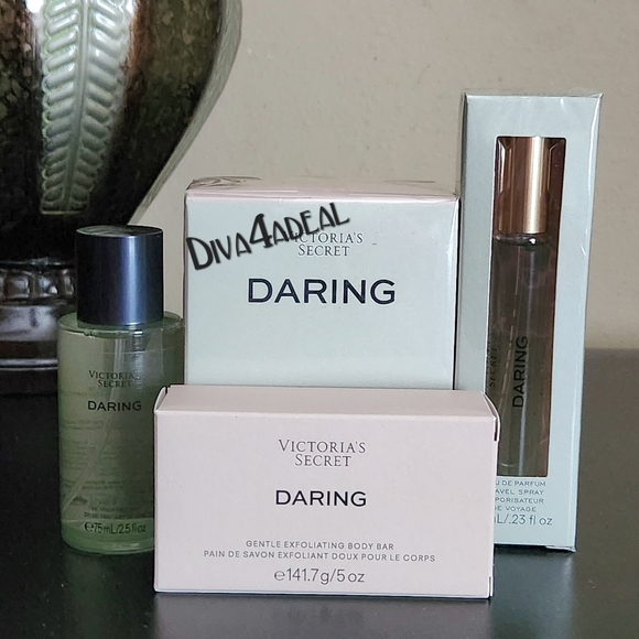 Victoria’s Secret DARING 1.7 FL OZ & Mini/Travel Spray 4PC Bundle